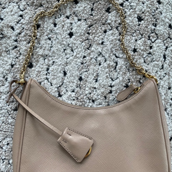 Prada Re-Edition 2005 Saffiano leather bag - Picture 7 of 12